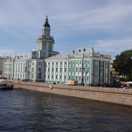 Необычный Васильевский остров