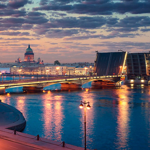 Увидеть разводные мосты с крыши Петербурга!