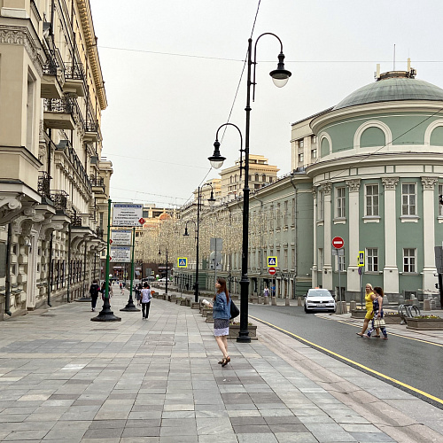 Многогранная Большая Дмитровка